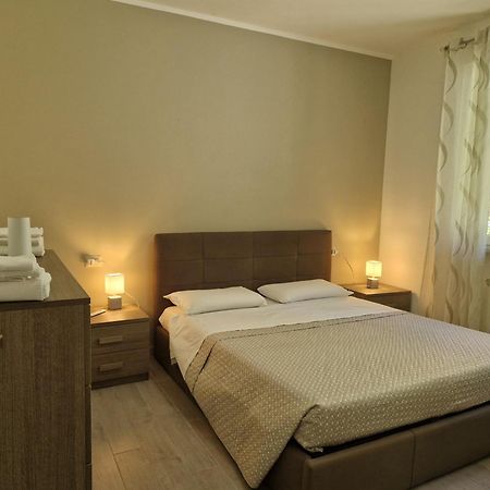 La Finestra Sul Golfo Apartman Ospedaletti Kültér fotó